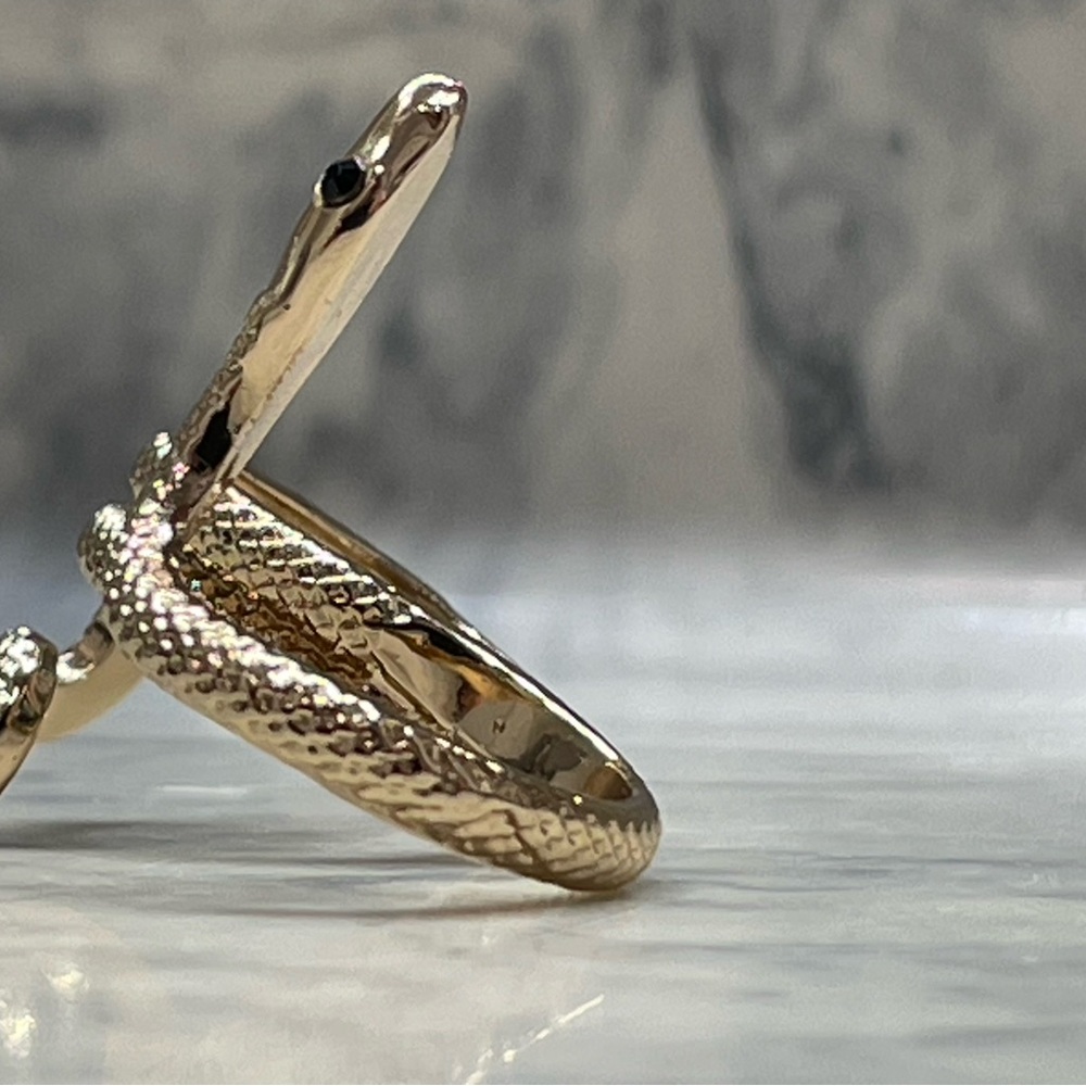 Unique Gold Tone Double Finger Snake Ring Size 7.75 Serpent Wrap Statement Ring - Picture 14 of 15